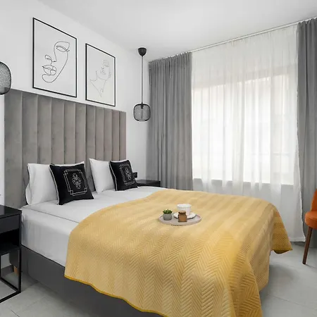 Elegancki Z Parkingiem By Renters Апартаменти Познань