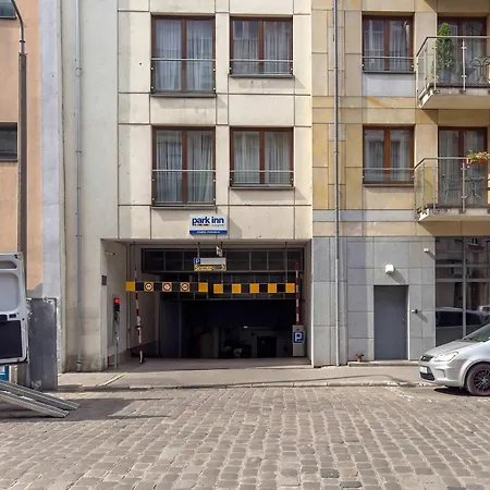 Elegancki Z Parkingiem By Renters * Познань